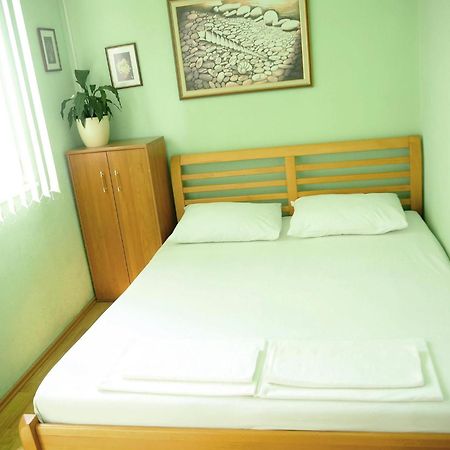 Apartmani Roko 네움 외부 사진