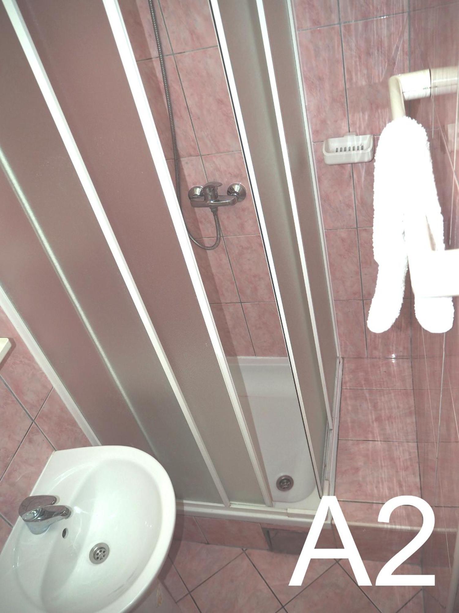 Apartmani Roko 네움 외부 사진