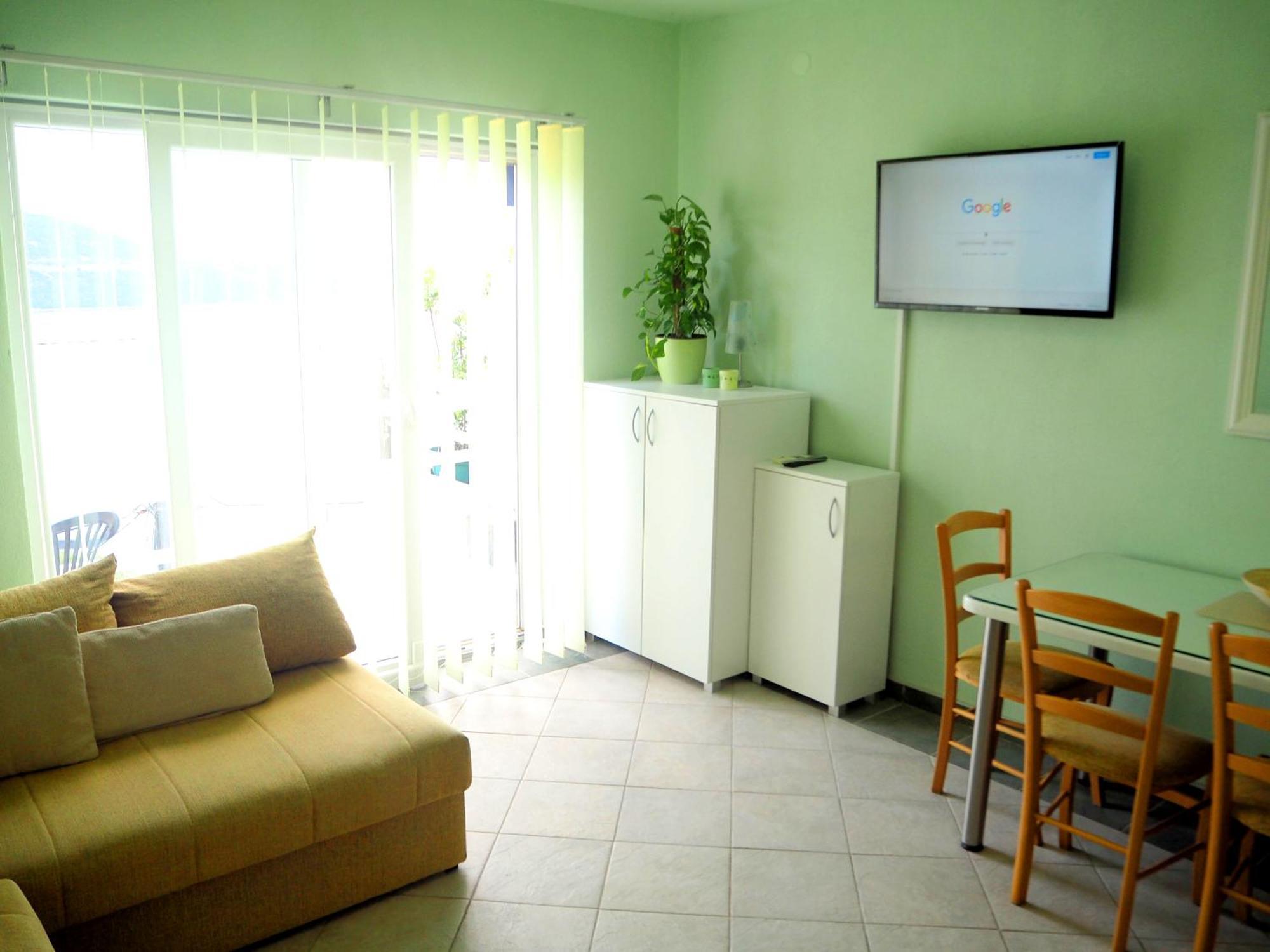 Apartmani Roko 네움 외부 사진