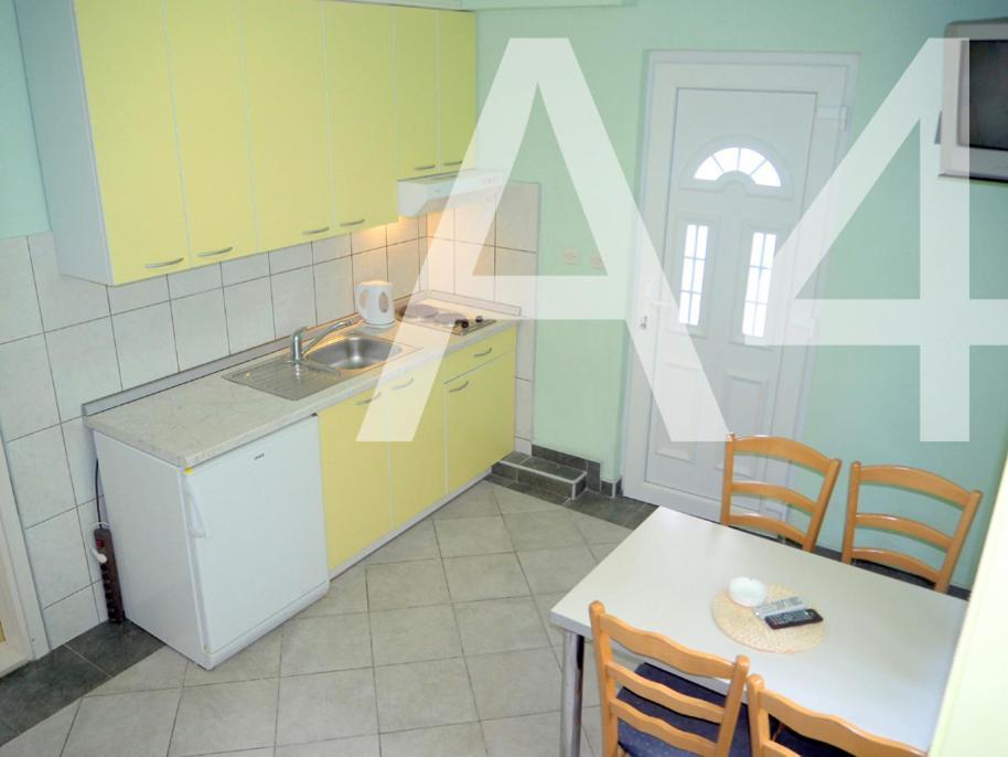 Apartmani Roko 네움 외부 사진