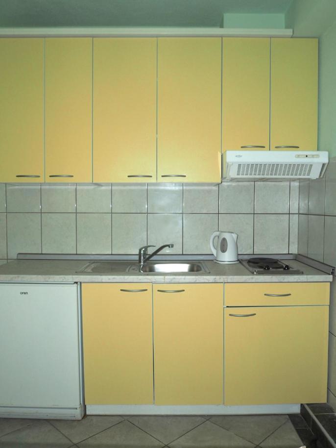 Apartmani Roko 네움 외부 사진
