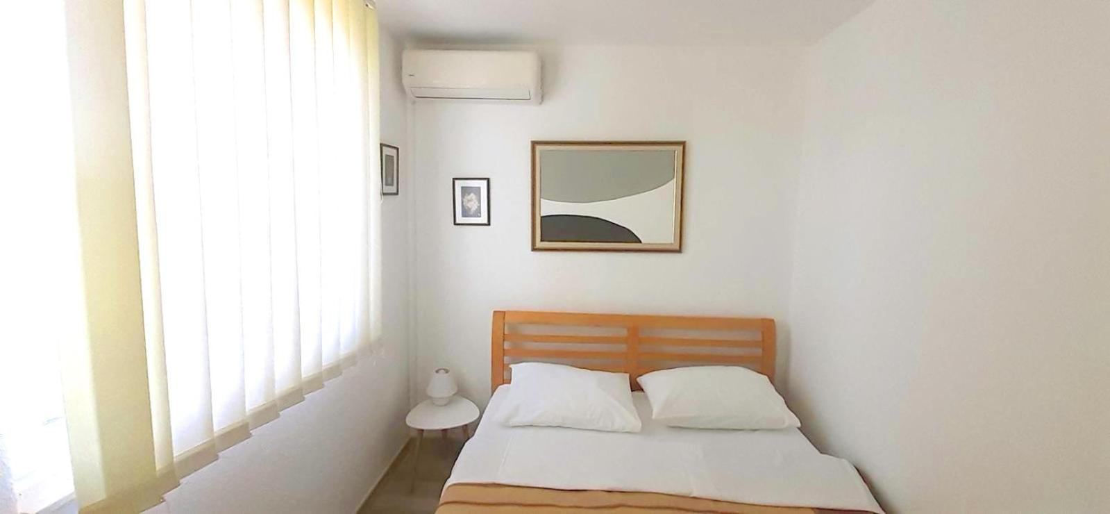 Apartmani Roko 네움 외부 사진