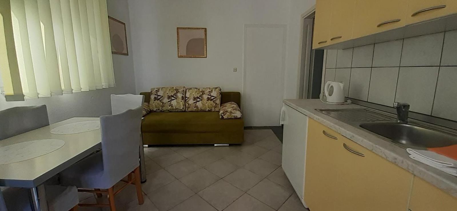 Apartmani Roko 네움 외부 사진